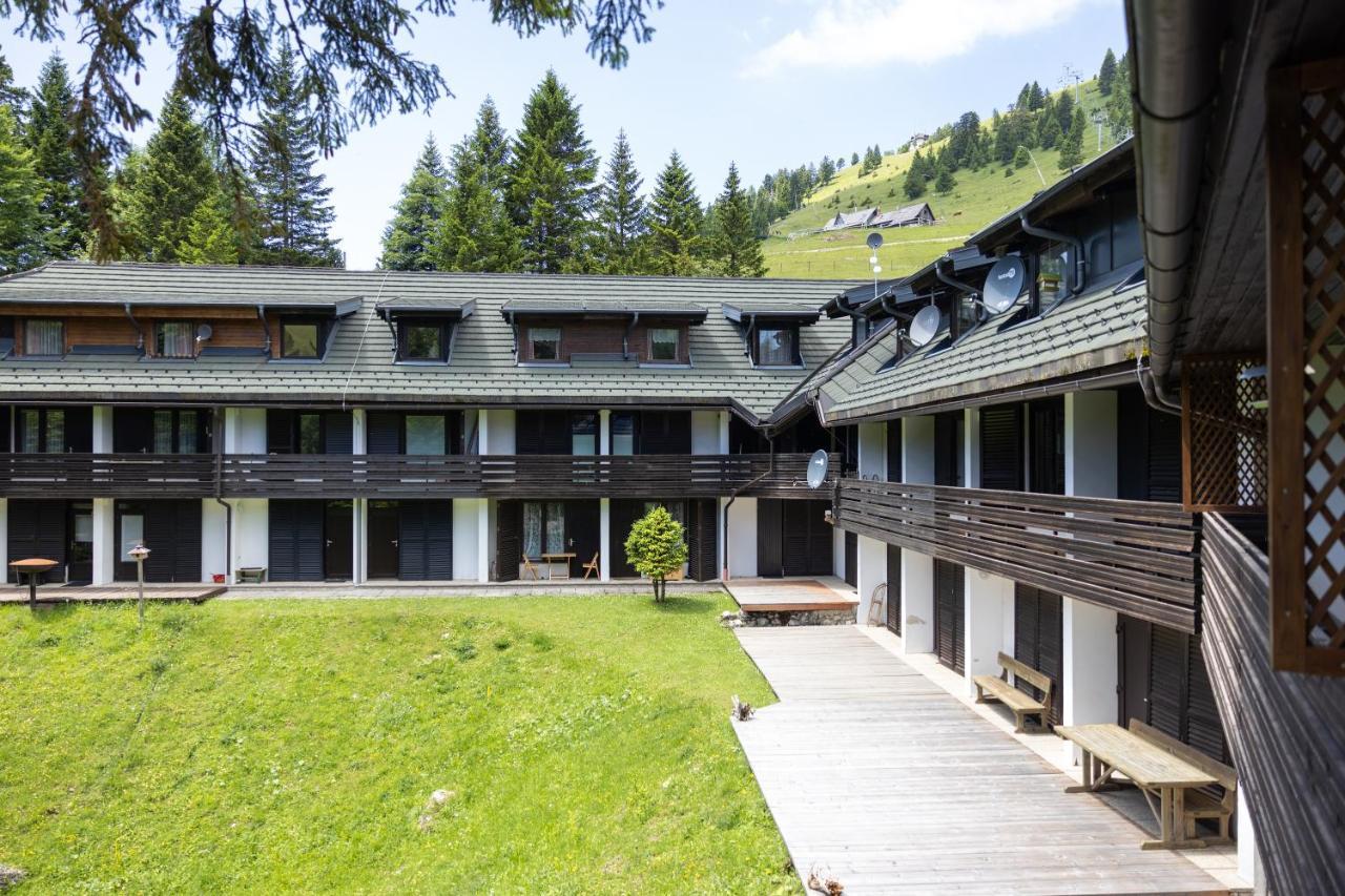Apartma Krvavec - Cosy Mountain Retreat Cerklje na Gorenjskem Eksteriør billede