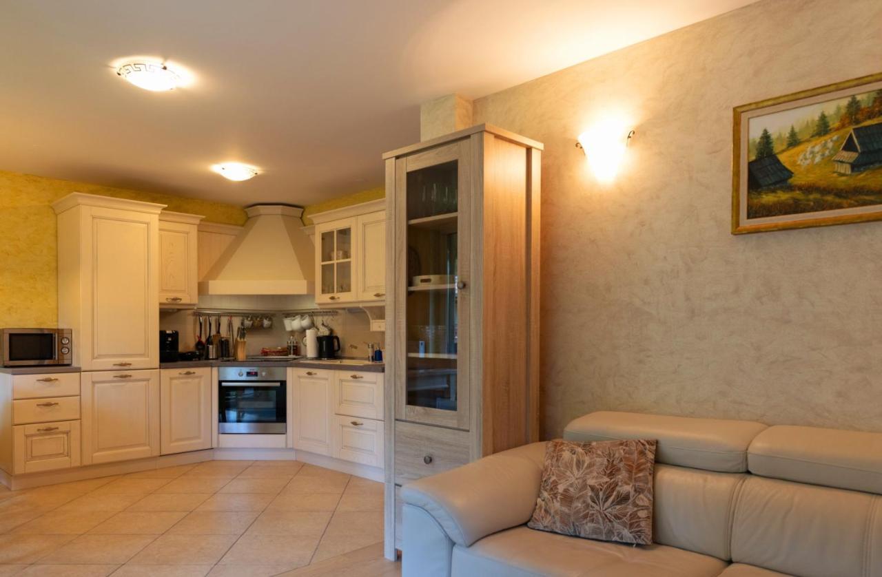 Apartma Krvavec - Cosy Mountain Retreat Cerklje na Gorenjskem Eksteriør billede
